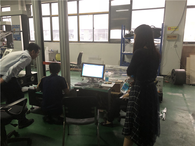 上�？蛻舻轿宜掘瀼S、采購橡膠拉力試驗機